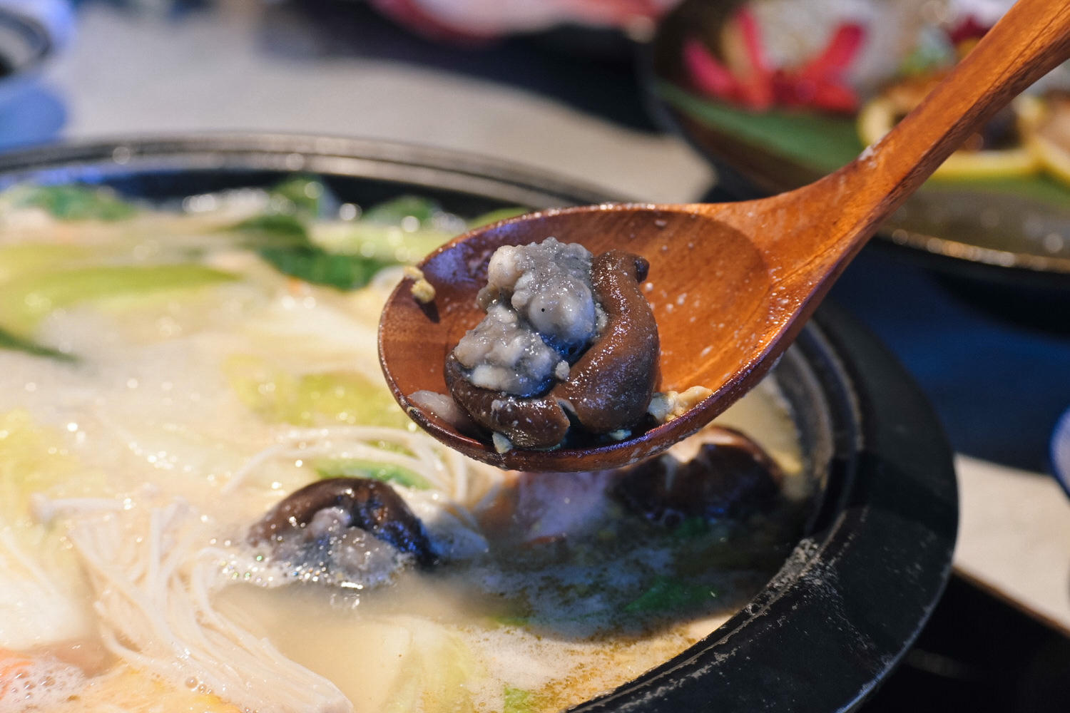 山上走走日式無菜單海鮮鍋物。無菜單火鍋吃什麼?活體波士頓龍蝦三吃、鹿兒島A5和牛,新竹巨城三民路美食 - 第32張圖 山上走走日式無菜單海鮮鍋物。無菜單火鍋吃什麼?活體波士頓龍蝦三吃、鹿兒島A5和牛,新竹巨城三民路美食