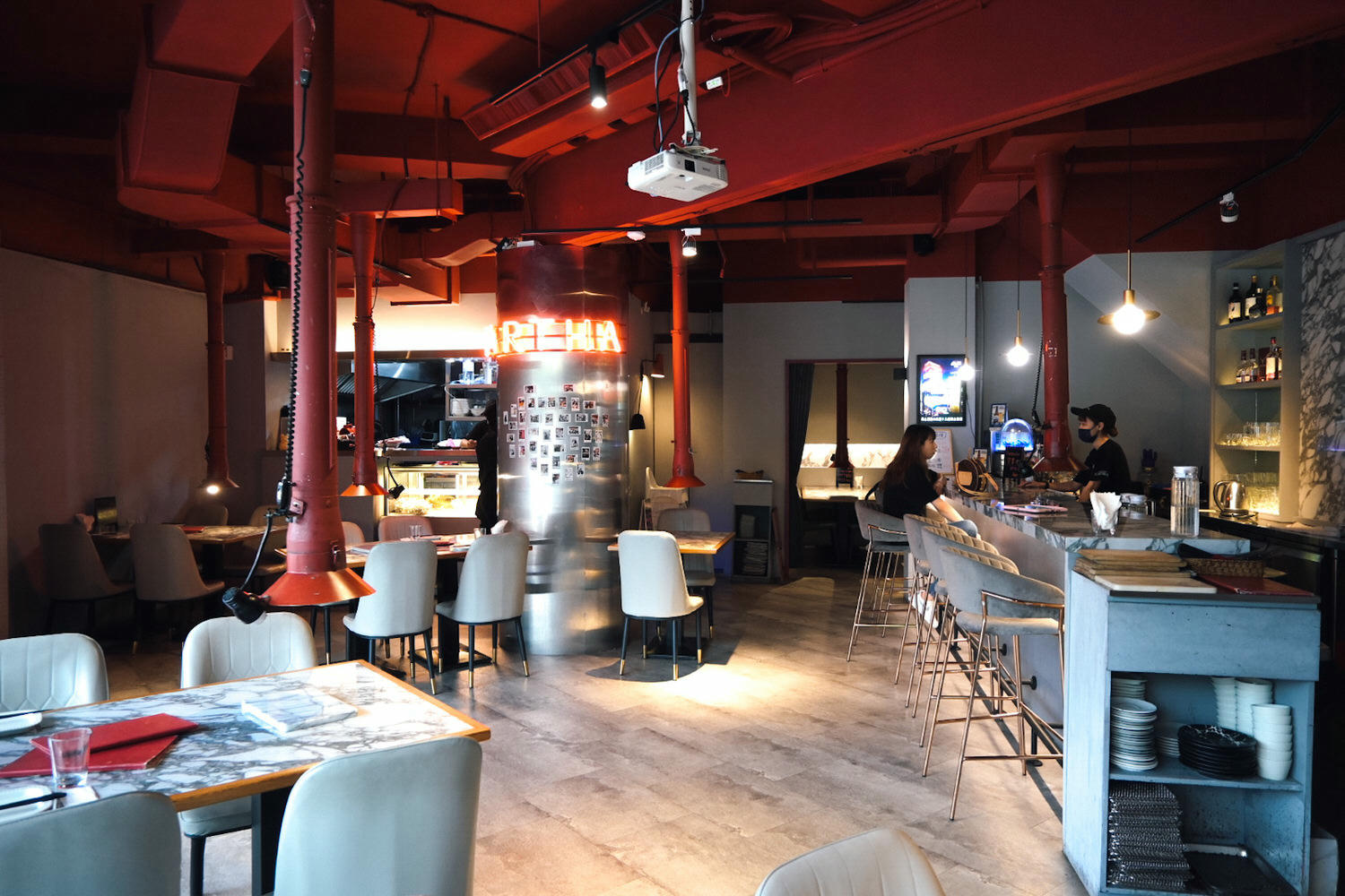 Eartha燒肉餐酒館|台中北區餐酒館寵物友善餐廳奢華珠寶盒燒肉(已歇業) - 第3張圖 Eartha燒肉餐酒館|台中北區餐酒館寵物友善餐廳奢華珠寶盒燒肉(已歇業)