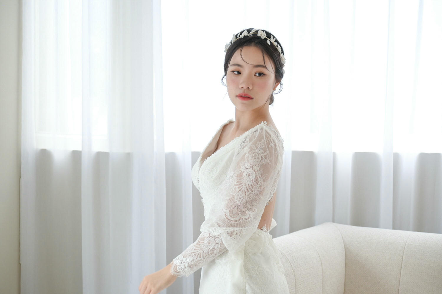 【台中婚紗推薦】一定要結婚才能穿婚紗嗎?水溝巢試穿心得、台中妝髮造型師推薦 - 第34張圖 【台中婚紗推薦】一定要結婚才能穿婚紗嗎?水溝巢試穿心得、台中妝髮造型師推薦
