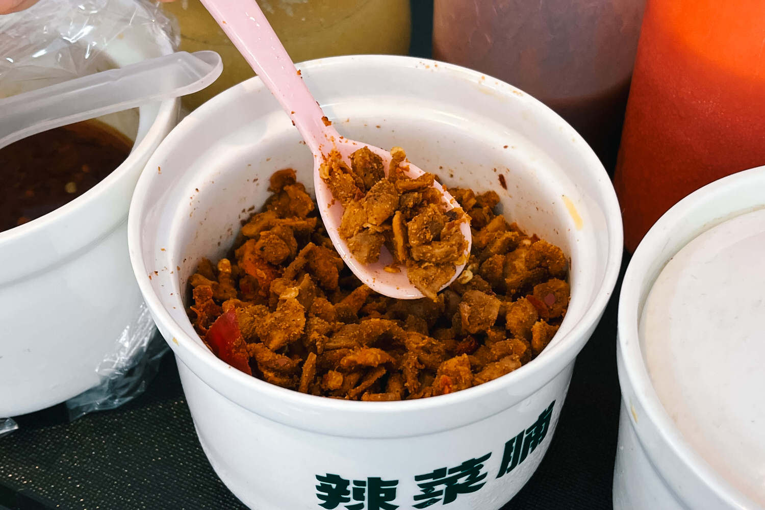 富海FUHAI｜復古西屯早午餐脆皮蛋餅有多脆？雞塊MVP、大腸麵線必吃