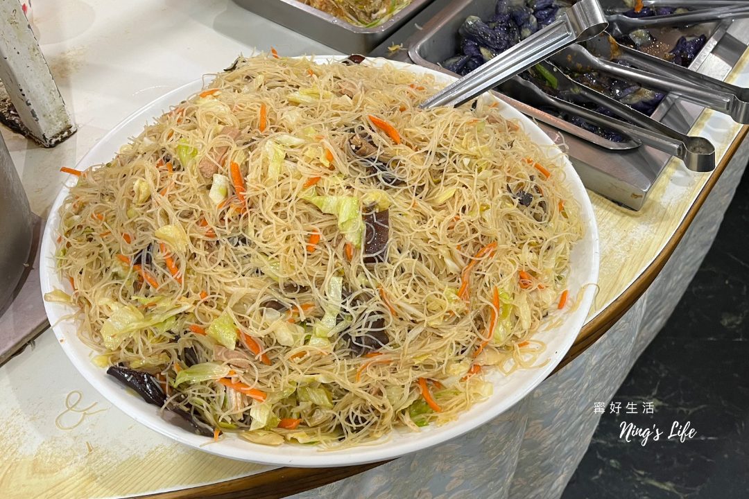 全家福素食|石牌50道料理130元素食吃到飽,不怕你吃只怕你吃不飽! - 第16張圖 全家福素食|石牌50道料理130元素食吃到飽,不怕你吃只怕你吃不飽!