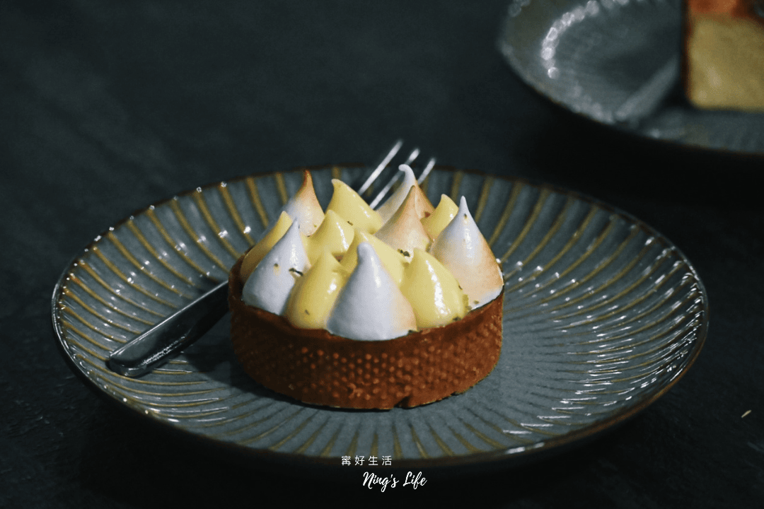 DEG度｜設計感爆棚台中韓式燒肉！9款小菜吃到飽、生日送和牛