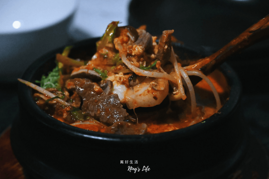 DEG度｜設計感爆棚台中韓式燒肉！9款小菜吃到飽、生日送和牛