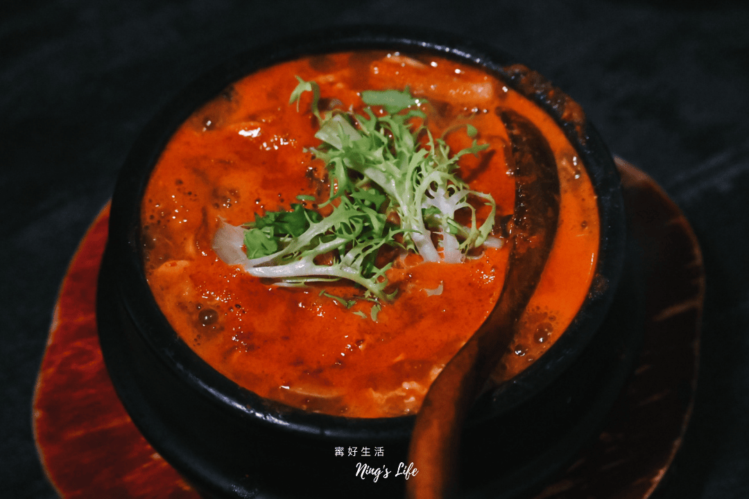 DEG度｜設計感爆棚台中韓式燒肉！9款小菜吃到飽、生日送和牛