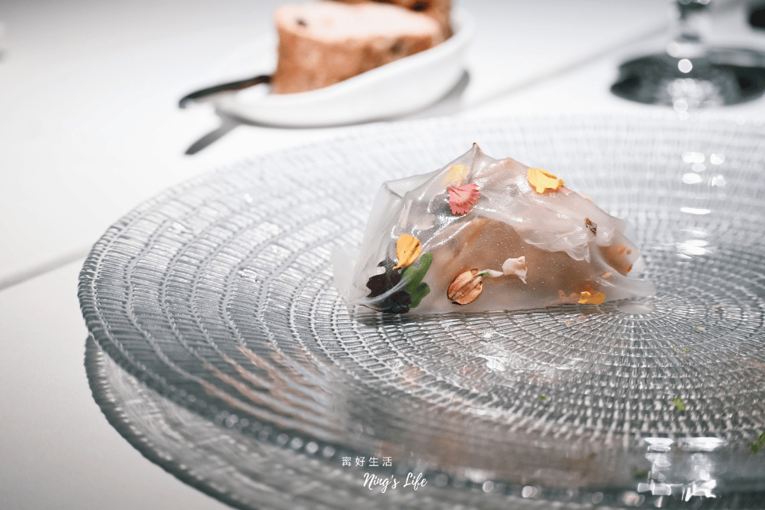 法月｜15年台中法式餐廳 玻璃屋秘境藝術料理