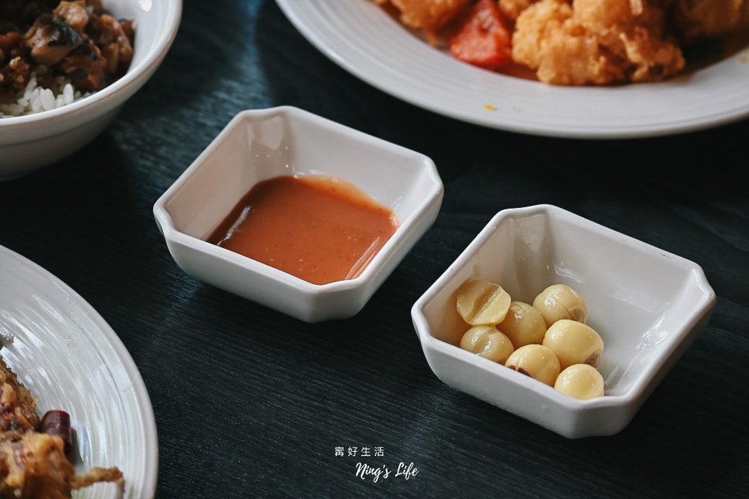 菇神新社店｜第一次吃這樣點！飄香20餘年原木家傳鍋米其林推薦