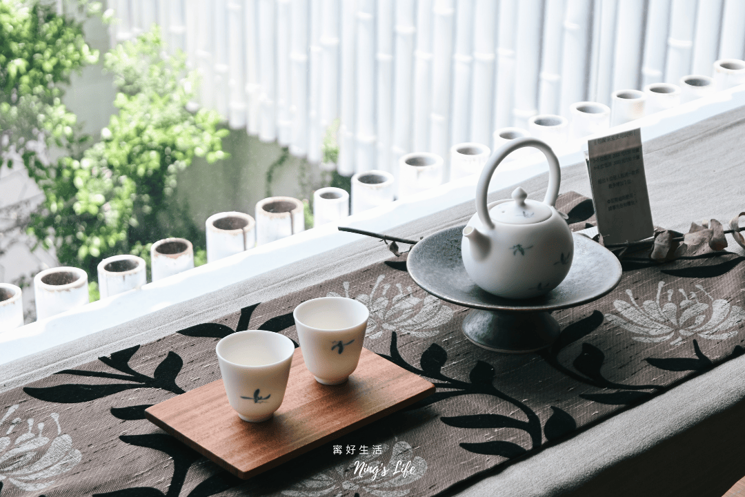 玖月九茶塢|台中茶館「沈浸式喝茶」柳川白色老屋品茶空間 - 第14張圖 玖月九茶塢|台中茶館「沈浸式喝茶」柳川白色老屋品茶空間