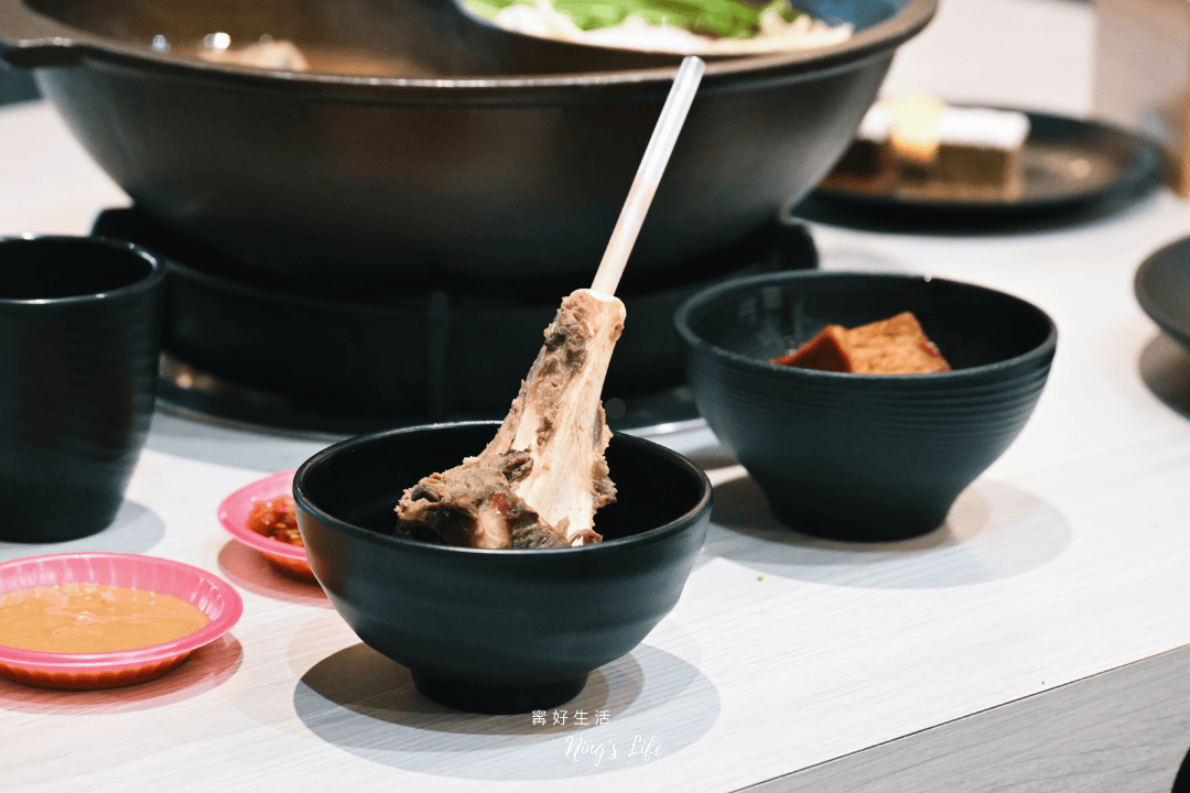 耀武羊威羊肉爐台中松竹旗艦店|台中松竹路羊肉爐手撕羊吃到飽 - 第19張圖 耀武羊威羊肉爐台中松竹旗艦店台中羊肉爐吃到飽手撕羊肉19