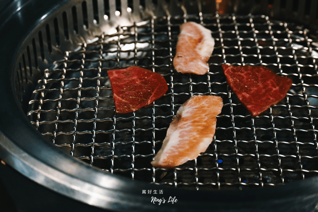 墨妃家燒肉｜富貴雙方也上桌！4.6星宮廷風台中燒肉推薦