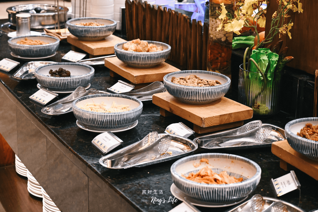 福容大飯店花蓮早餐評價？地名店周家小籠包、現煎歐姆蛋