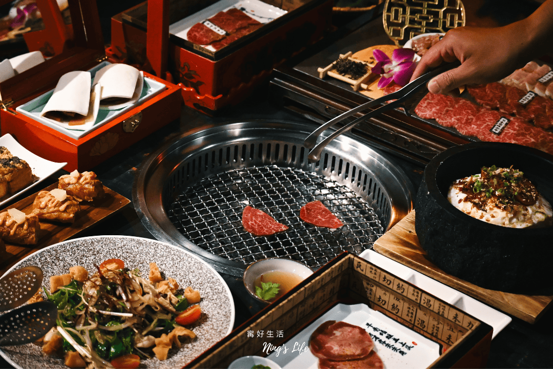 墨妃家燒肉｜富貴雙方也上桌！4.6星宮廷風台中燒肉推薦