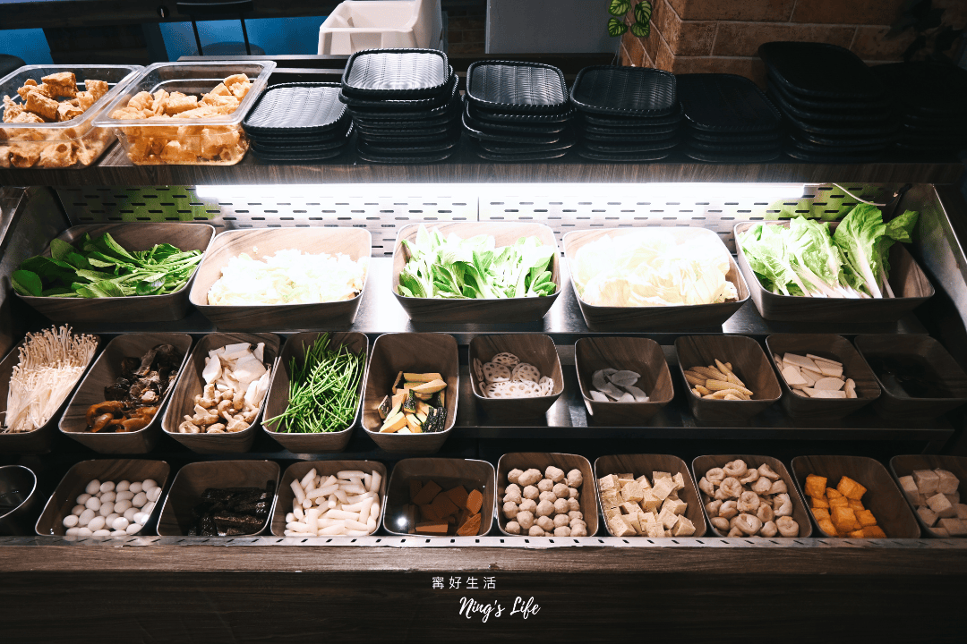 饗鍋物料理｜台中銅盤烤肉火烤兩吃 台中西屯火鍋蔬菜吃到飽