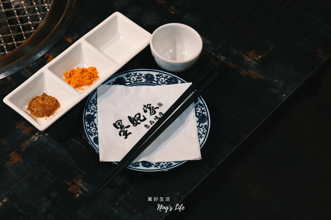 墨妃家燒肉｜富貴雙方也上桌！4.6星宮廷風台中燒肉推薦