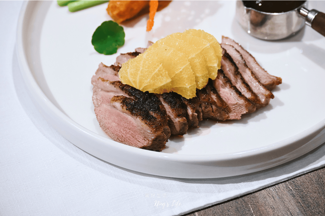 青埔商旅一泊二食開箱！高規桃園商旅、媲美法餐Angle371驚艷晚餐