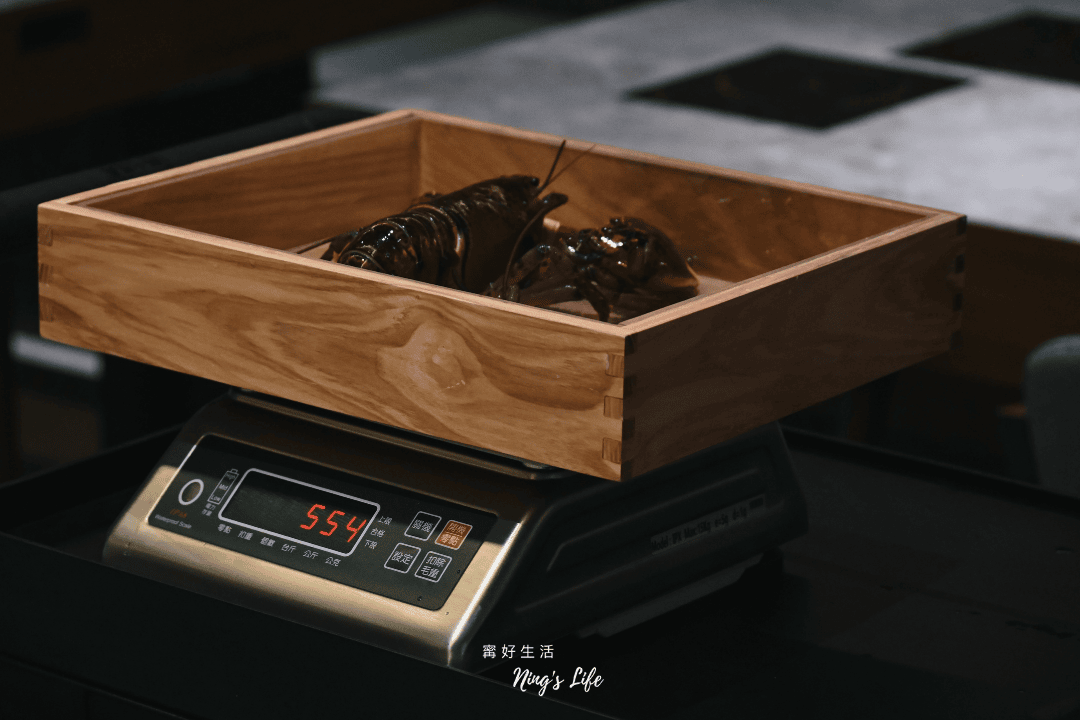 初美涮涮鍋|1餐8道真摯料理 台中高級火鍋和牛專賣(已歇業) - 第9張圖 初美涮涮鍋|1餐8道真摯料理 台中高級火鍋和牛專賣(已歇業)