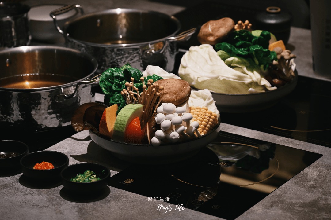 初美涮涮鍋|1餐8道真摯料理 台中高級火鍋和牛專賣(已歇業) - 第22張圖 初美涮涮鍋|1餐8道真摯料理 台中高級火鍋和牛專賣(已歇業)