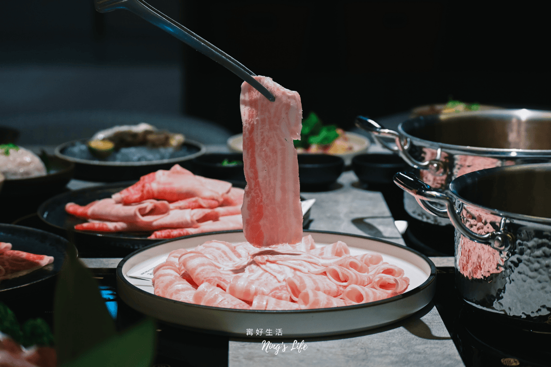 初美涮涮鍋|1餐8道真摯料理 台中高級火鍋和牛專賣(已歇業) - 第25張圖 初美涮涮鍋|1餐8道真摯料理 台中高級火鍋和牛專賣(已歇業)