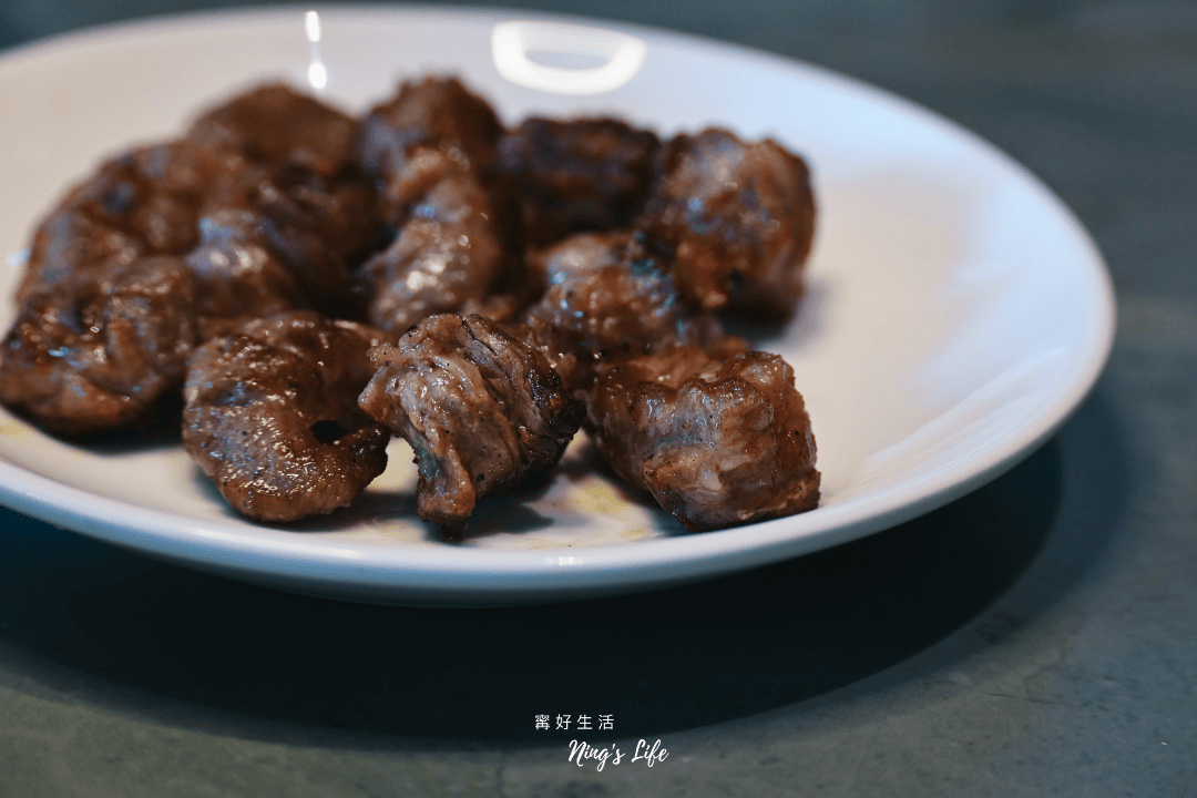 紫木槿韓國烤肉台中公益店｜雙人套餐1380起 生菜小菜無限續