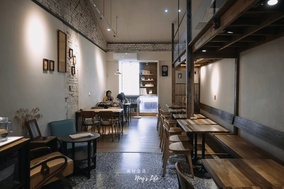 田樂公正小巷店｜小巷靜謐老宅 台中日式漢堡排黑咖哩
