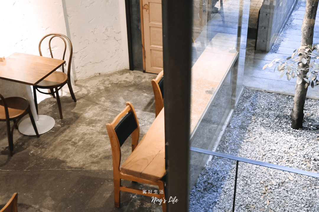 田樂公正小巷店｜小巷靜謐老宅 台中日式漢堡排黑咖哩