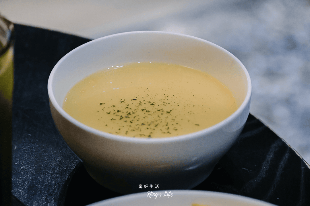 田樂公正小巷店｜小巷靜謐老宅 台中日式漢堡排黑咖哩