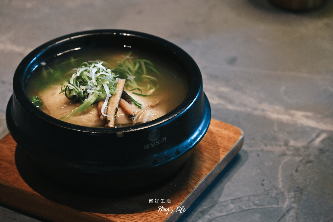 紫木槿韓國烤肉台中公益店｜雙人套餐1380起 生菜小菜無限續