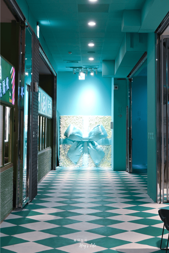 狂一鍋酸菜魚西門町店|爆紅年輕時尚酸菜魚!品狂一鍋美學一生 - 第5張圖 狂一鍋酸菜魚西門町店|爆紅年輕時尚酸菜魚!品狂一鍋美學一生
