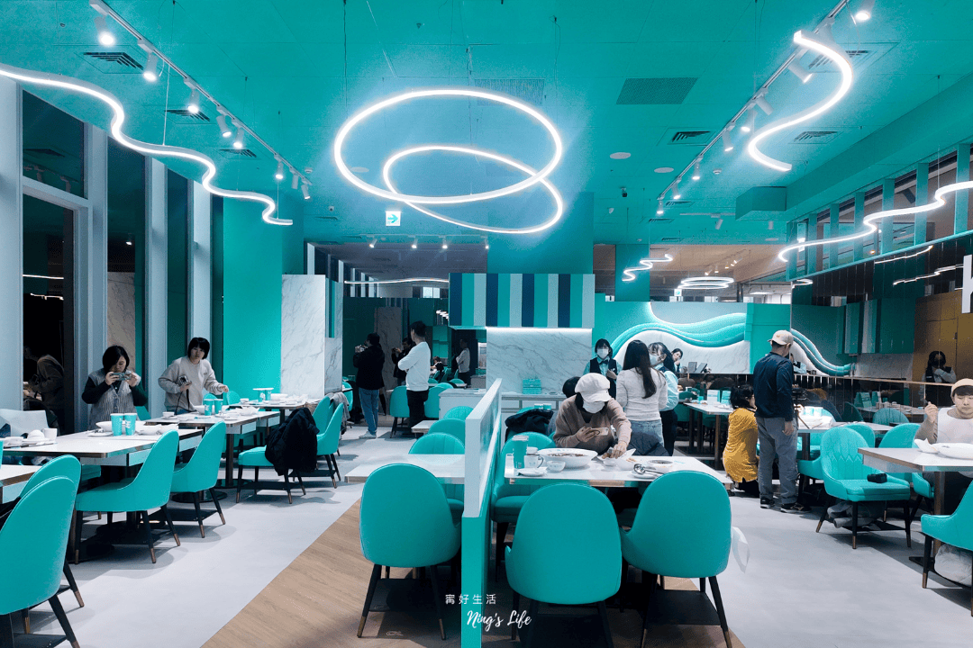狂一鍋酸菜魚西門町店|爆紅年輕時尚酸菜魚!品狂一鍋美學一生 - 第8張圖 狂一鍋酸菜魚西門町店|爆紅年輕時尚酸菜魚!品狂一鍋美學一生