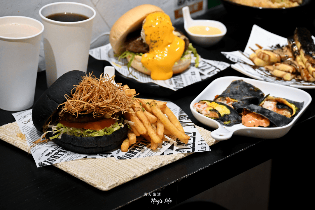 凱恩廚房｜蟹肉沙拉蛋餅、浮誇漢堡超有料！南屯宵夜4.9星推薦
