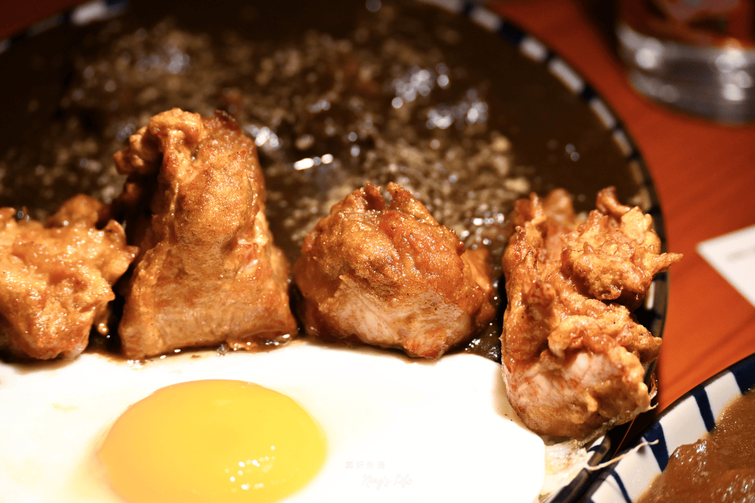 小次男咖哩所｜審計新村長紅美食！推薦秘製香料炸雞、辣醬