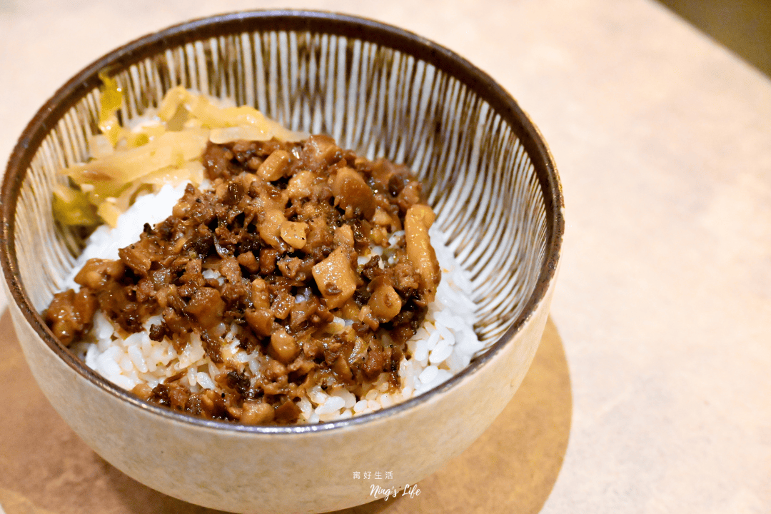 野沐私房料理|台中寵物友善餐廳吃熱炒!大草皮、適合聚餐 - 第7張圖 野沐私房料理|台中寵物友善餐廳吃熱炒!大草皮、適合聚餐
