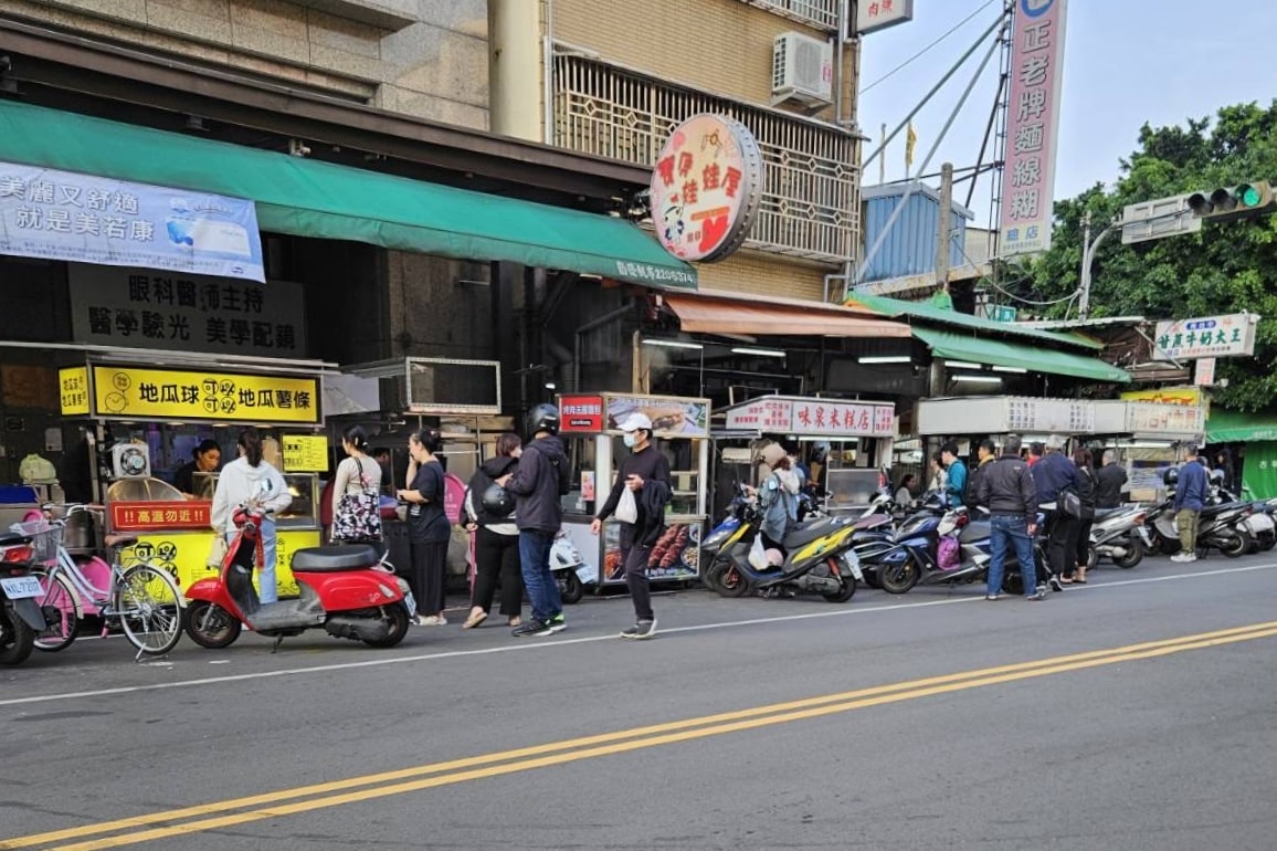 谷園酒店公寓｜台中短租月租套房推薦！侘寂風、好感度生活