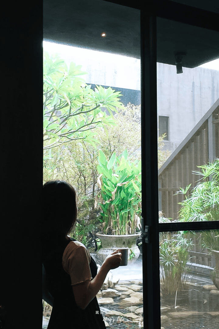 水舞行館|台中森林系汽旅休息推薦 歐式大器水舞套房 - 第7張圖 水舞行館|台中森林系汽旅休息推薦 歐式大器水舞套房