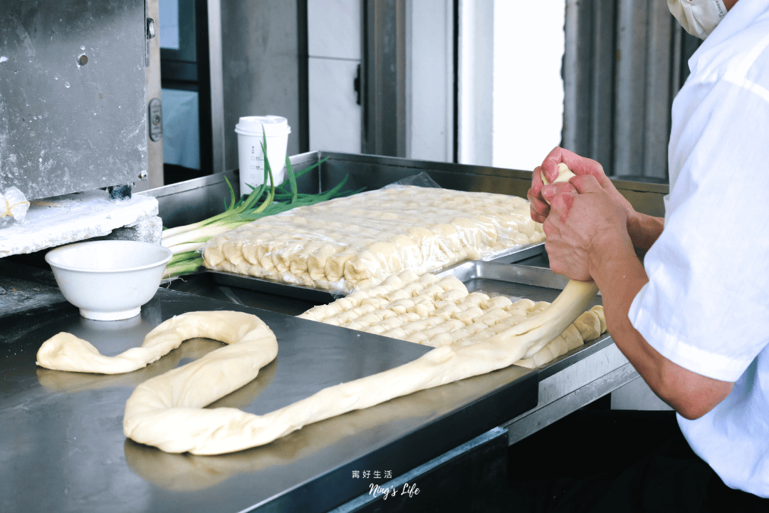 台北大安永和豆漿大王|開到下午兩點豆漿早餐 必加蒜頭醬油 - 第5張圖 台北大安永和豆漿大王|開到下午兩點豆漿早餐 必加蒜頭醬油