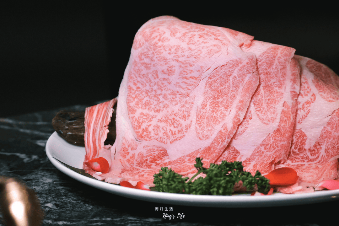 二本松涮涮屋｜台北火鍋天花板！松葉蟹專門店四吃、黑毛和牛奢華體驗