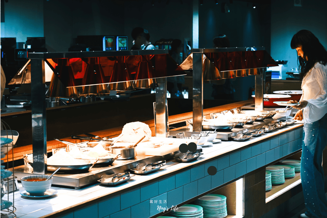 鳳凰食號|台中熱門早午餐吃到飽599起!德國豬腳、星巴克外帶 - 第25張圖 鳳凰食號|台中熱門早午餐吃到飽599起!德國豬腳、星巴克外帶