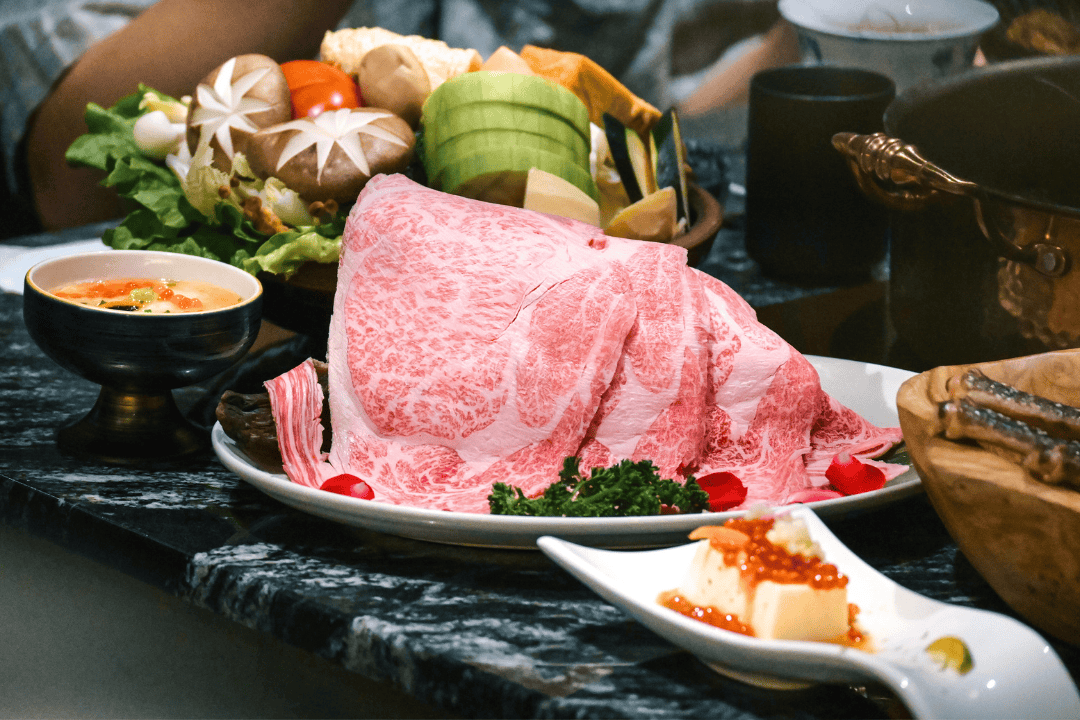 二本松涮涮屋｜台北火鍋天花板！松葉蟹專門店四吃、黑毛和牛奢華體驗