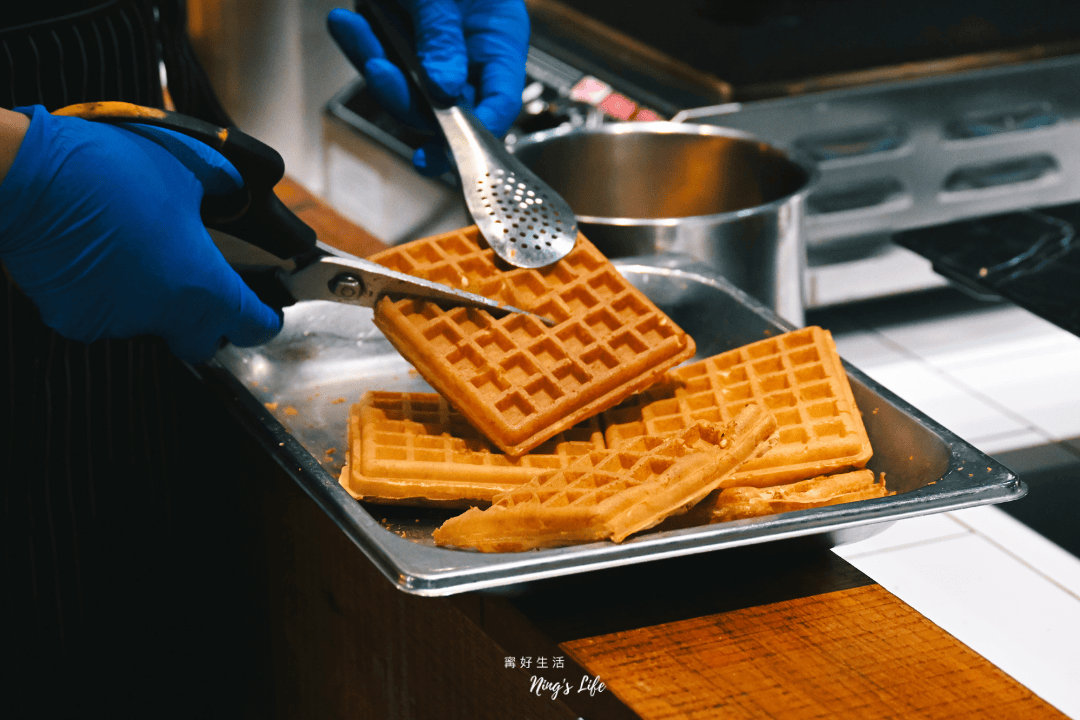 鳳凰食號|台中熱門早午餐吃到飽599起!德國豬腳、星巴克外帶 - 第39張圖 鳳凰食號|台中熱門早午餐吃到飽599起!德國豬腳、星巴克外帶
