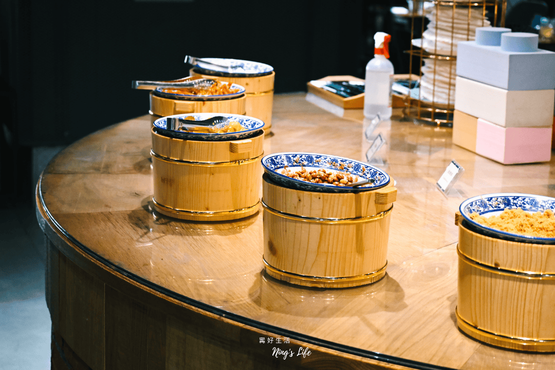 鳳凰食號|台中熱門早午餐吃到飽599起!德國豬腳、星巴克外帶 - 第20張圖 鳳凰食號|台中熱門早午餐吃到飽599起!德國豬腳、星巴克外帶