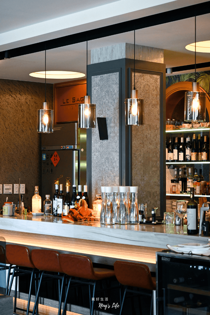 LE SAGE茱莉金牛排餐館|台北師大餐酒館推薦50公分戰斧牛、薯條吃到飽 - 第18張圖 LE SAGE茱莉金牛排餐館|台北師大餐酒館推薦50公分戰斧牛、薯條吃到飽