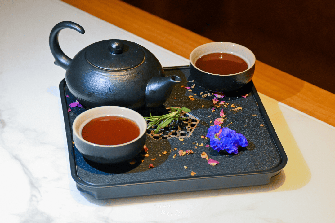 雲璽樓|隱身逢甲復古餐酒館推薦!特色茶酒、餐點好吃 - 第23張圖 雲璽樓|隱身逢甲復古餐酒館推薦!特色茶酒、餐點好吃
