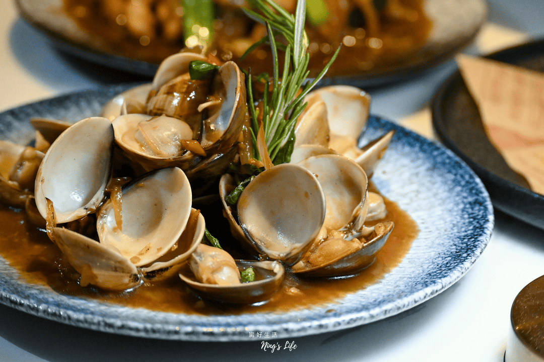 雲璽樓|隱身逢甲復古餐酒館推薦!特色茶酒、餐點好吃 - 第15張圖 雲璽樓|隱身逢甲復古餐酒館推薦!特色茶酒、餐點好吃