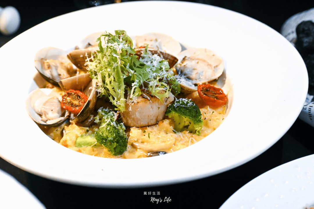 阿姆斯壯餐酒館|登陸月球!台中西區勤美餐酒館、適合一個人去的酒吧推薦 - 第12張圖 阿姆斯壯餐酒館|登陸月球!台中西區勤美餐酒館、適合一個人去的酒吧推薦