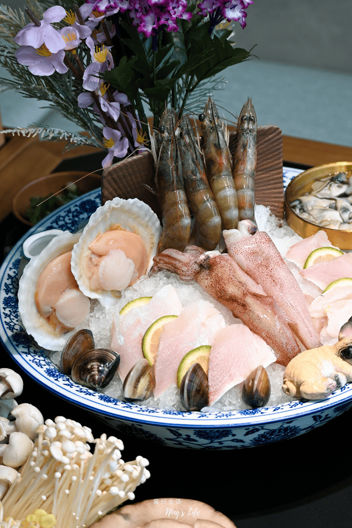 冒香香旗艦店｜台中終於有紅油冒菜鍋+粥底火鍋啦！家人同樂聚餐餐廳、好停車
