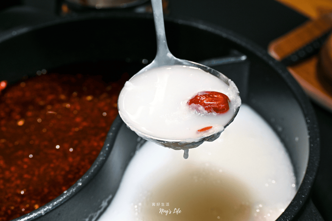 冒香香旗艦店｜台中終於有紅油冒菜鍋+粥底火鍋啦！家人同樂聚餐餐廳、好停車