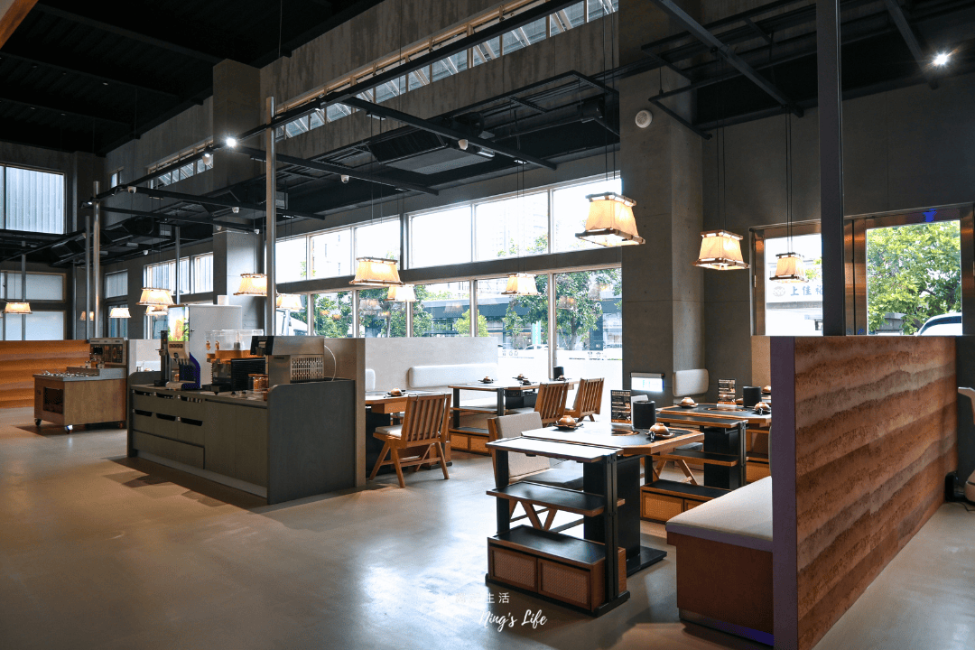 冒香香旗艦店｜台中終於有紅油冒菜鍋+粥底火鍋啦！家人同樂聚餐餐廳、好停車