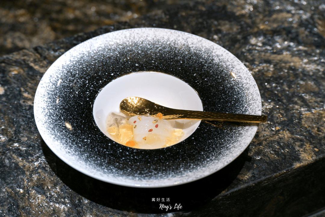 艾割烹|網友慶生大推!台中日式無菜單創意料理 晚餐17道開箱 - 第13張圖 艾割烹|網友慶生大推!台中日式無菜單創意料理 晚餐17道開箱