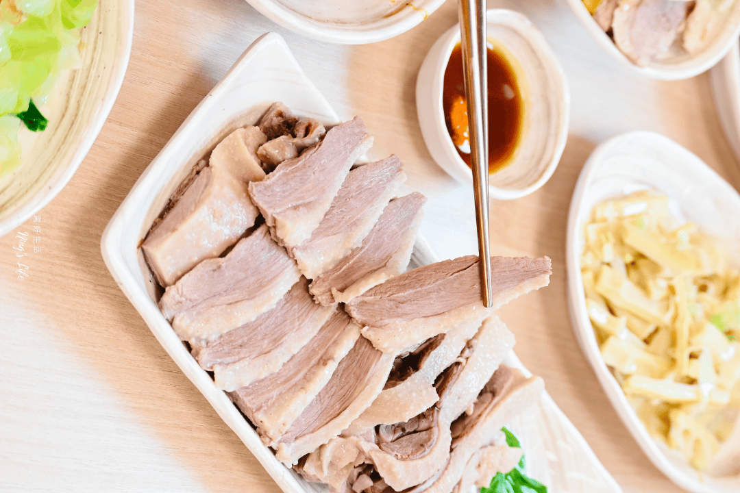 偶鵝嚐嚐鹿港店|來一份招牌鹽水鵝!龍山寺好停車美食推薦 - 第9張圖 彰化鹿港老街龍山寺美食偶鵝嚐嚐鹿港店菜單@寗好生活