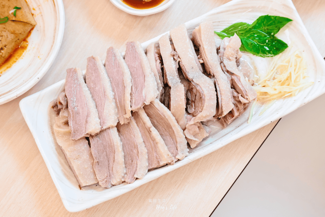 偶鵝嚐嚐鹿港店|來一份招牌鹽水鵝!龍山寺好停車美食推薦 - 第7張圖 彰化鹿港老街龍山寺美食偶鵝嚐嚐鹿港店菜單@寗好生活