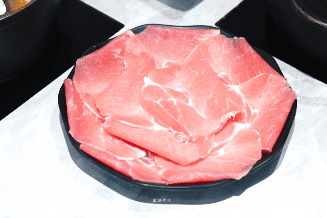肉多多草屯太平店｜高CP值！輕量套餐299起70種蔬食自助吧不限時吃到飽